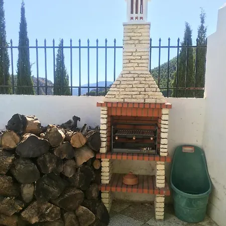 4 Bedrooms With Private Pool Enclosed Garden And Wifi At Granada